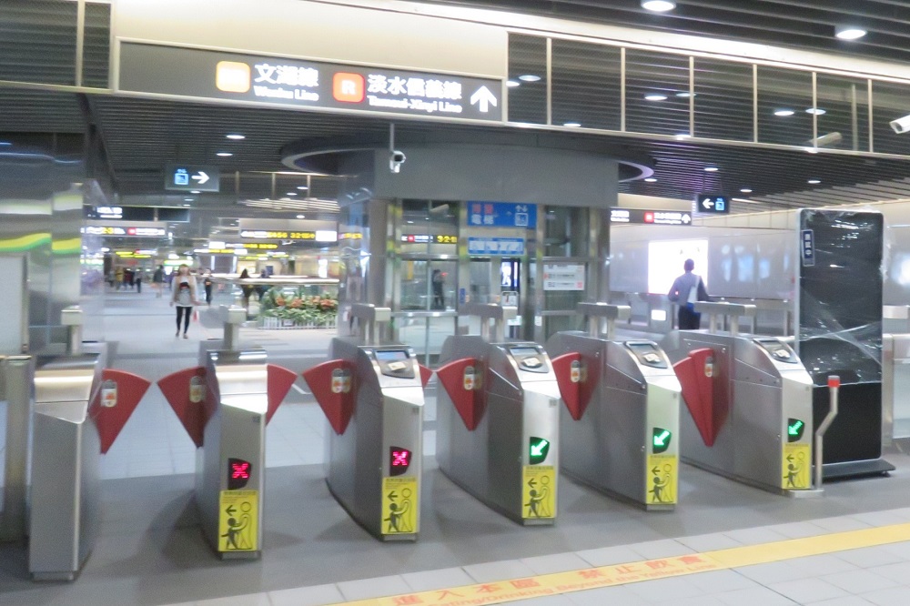 MRT大安駅