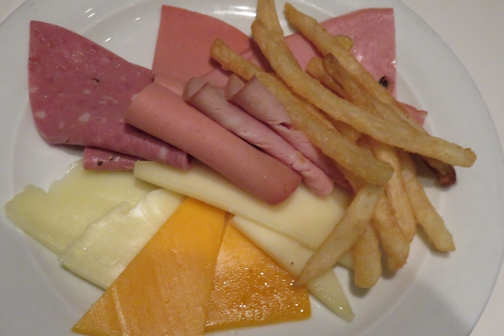 8日目夜・オーシャンビューカフェ1